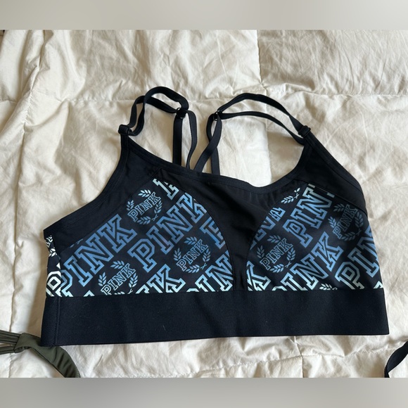 Workout Bras - Picture 2 of 4